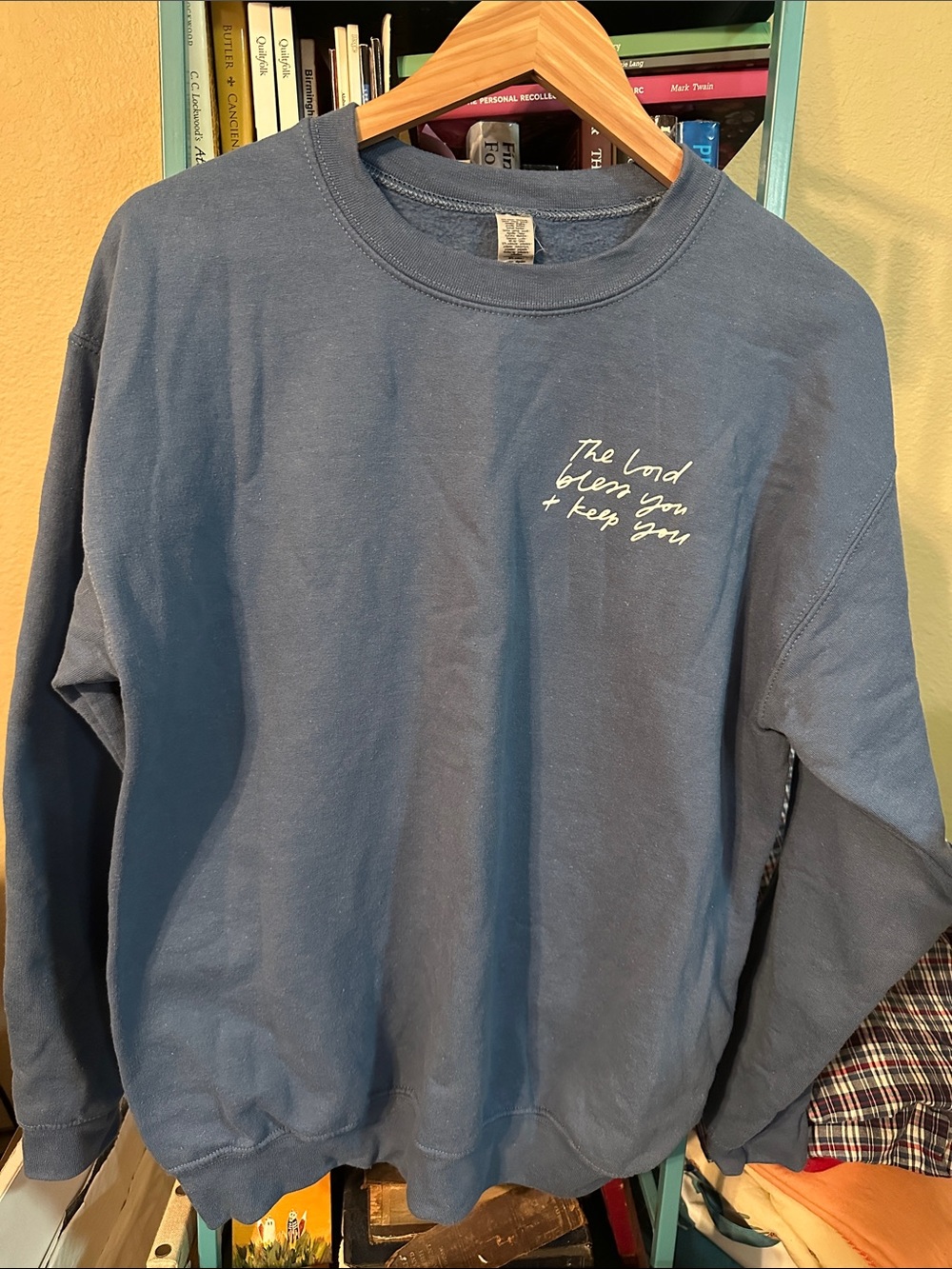 Dear Heart Women's The Blessings Pullover Crewneck - Indigo